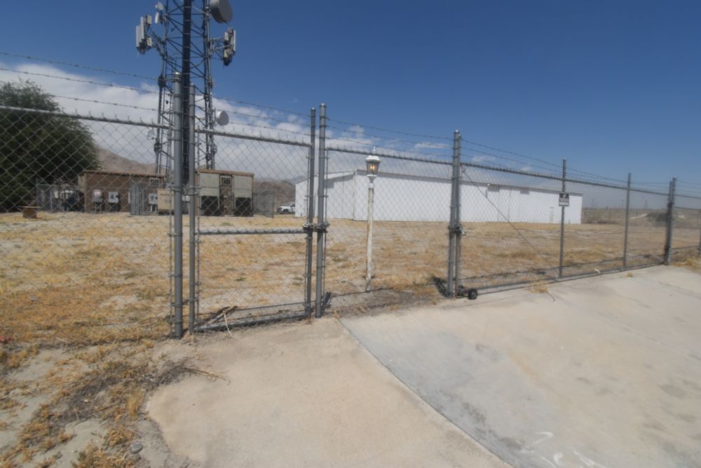 DESERT SHORES COMMERCIAL BUILDING: 3844 Scott Dr, Thermal, CA 92274